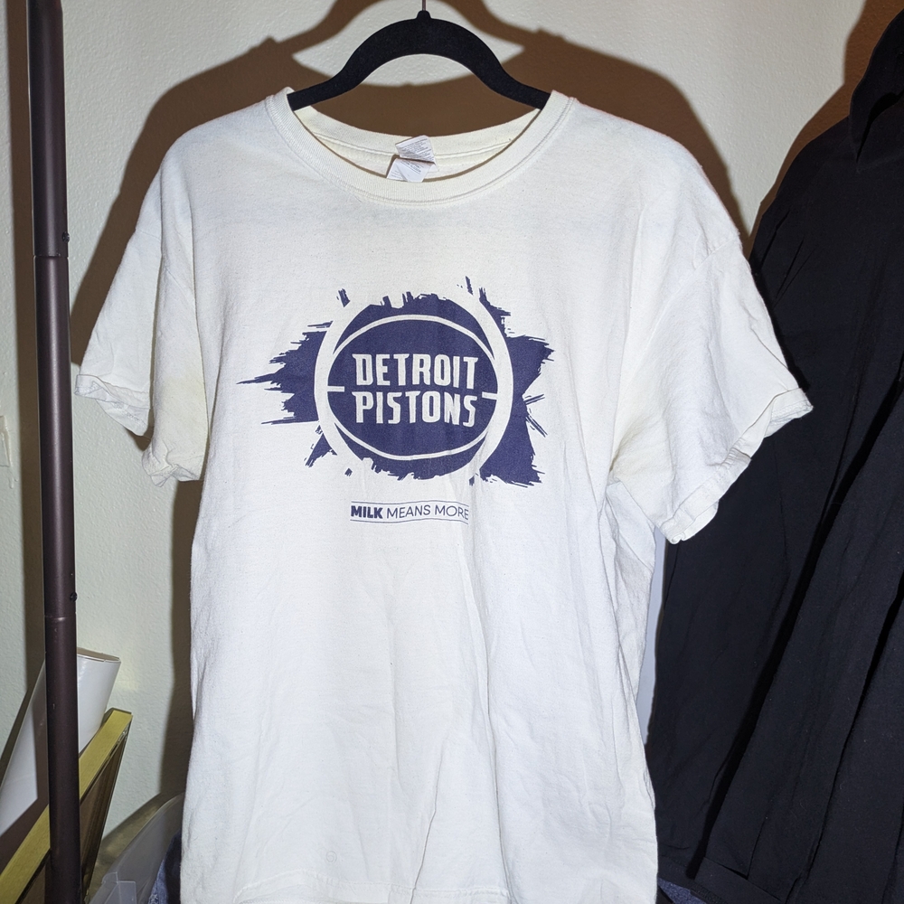 Detroit Pistons White T-Shirt